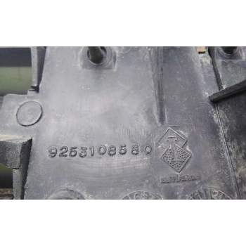 Recambio de rejilla delantera para peugeot 205 berlina 1.4 referencia OEM IAM 92253108580  