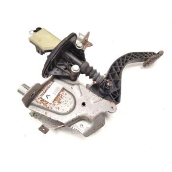 PEDAL EMBRAGUE 465033065R 
