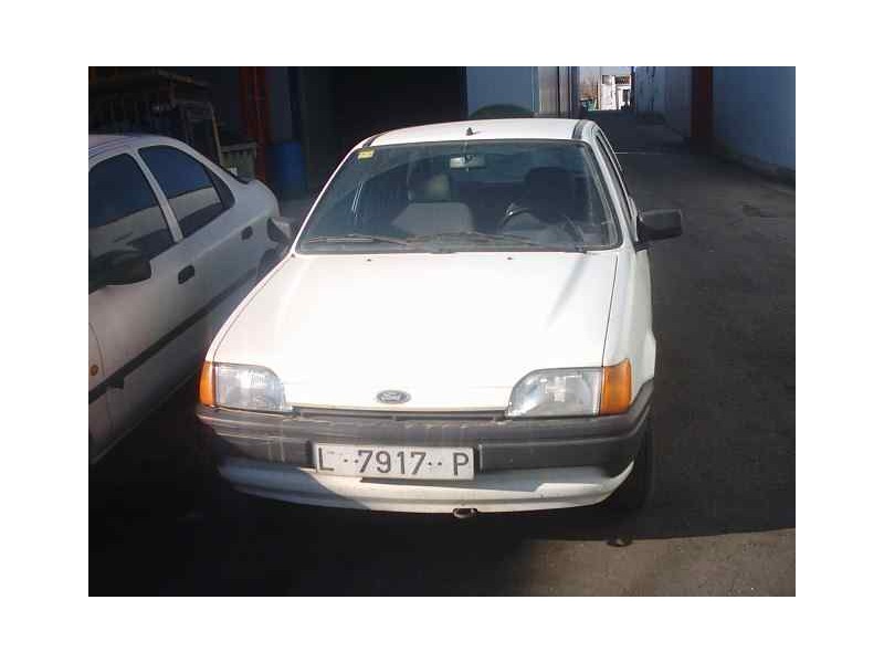 ford fiesta berlina del año 1950