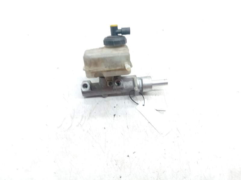 Recambio de bomba freno para opel movano a furgoneta (x70) 2.5 dti (fd) referencia OEM IAM 25175879  