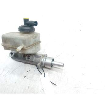 Recambio de bomba freno para opel movano a furgoneta (x70) 2.5 dti (fd) referencia OEM IAM 25175879  