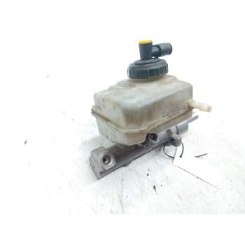 Recambio de bomba freno para opel movano a furgoneta (x70) 2.5 dti (fd) referencia OEM IAM 25175879  