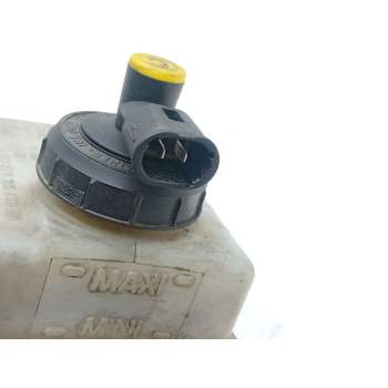 Recambio de bomba freno para opel movano a furgoneta (x70) 2.5 dti (fd) referencia OEM IAM 25175879  