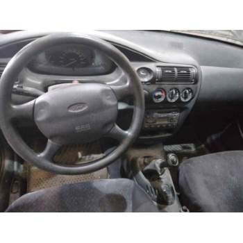 ford escort berlina/turnier del año 1995