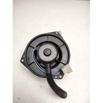 Recambio de motor calefaccion para nissan serena (c23) 2.3 d referencia OEM IAM 0130063081  