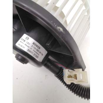Recambio de motor calefaccion para nissan serena (c23) 2.3 d referencia OEM IAM 0130063081  