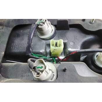 Recambio de piloto trasero derecho para hyundai accent (x3) referencia OEM IAM R92402220  31404