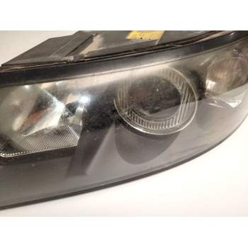 Recambio de faro izquierdo para volvo s40 berlina 2.0 t referencia OEM IAM 30698636  