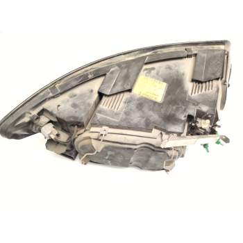 Recambio de faro izquierdo para volvo s40 berlina 2.0 t referencia OEM IAM 30698636  