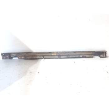 Recambio de talonera derecha para land rover evoque 2.0 td4 cat referencia OEM IAM LR027282  