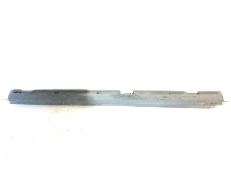 Recambio de talonera izquierda para land rover evoque 2.0 td4 cat referencia OEM IAM LR027283  