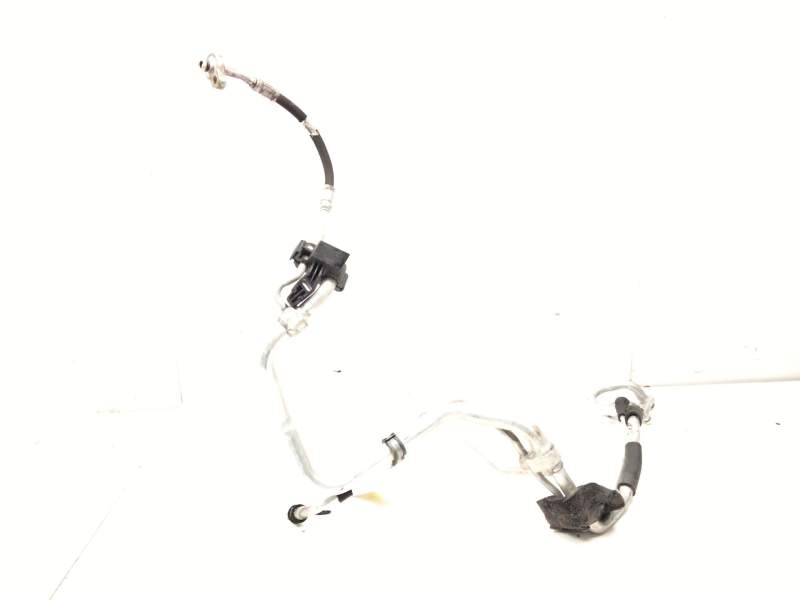 Recambio de tubos aire acondicionado para land rover evoque 2.0 td4 cat referencia OEM IAM GJ3219A834BD  