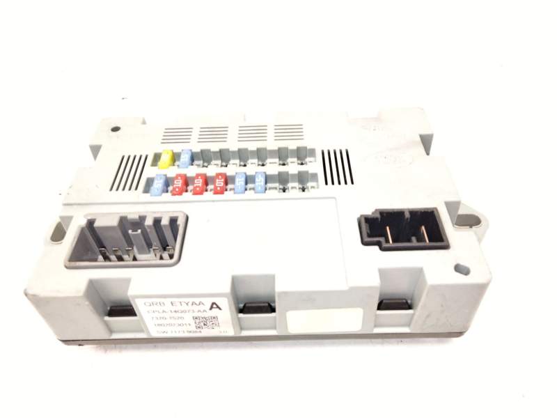 Recambio de caja reles para land rover evoque 2.0 td4 cat referencia OEM IAM CLPA14Q073AA  