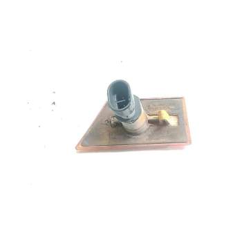 Recambio de piloto lateral derecho para opel vectra c berlina club referencia OEM IAM 1226102  