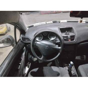 peugeot 207 del año 2006