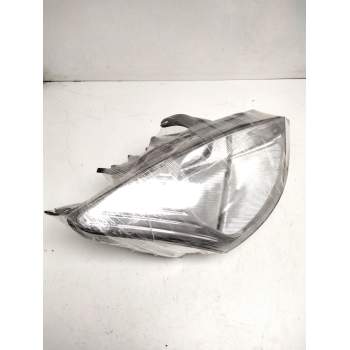 Recambio de faro derecho para ford focus berlina (cap) ghia referencia OEM IAM 084311144R  