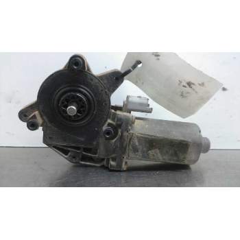MOTOR ELEVALUNAS DELANTERO DERECHO 