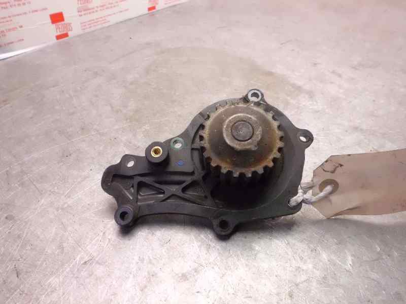 Recambio de bomba agua para citroën c3 1.4 hdi referencia OEM IAM   