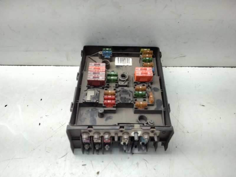 Recambio de caja fusibles para audi a3 (8p) referencia OEM IAM 1K0937125A  