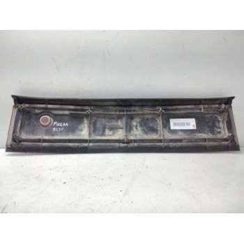 Recambio de piloto trasero central para mazda 323 berlina (bg) glx referencia OEM IAM 0674434  