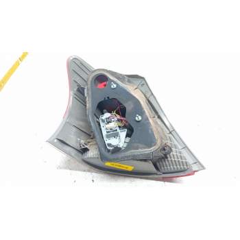 Recambio de piloto trasero derecho para toyota yaris active referencia OEM IAM 815510D250  
