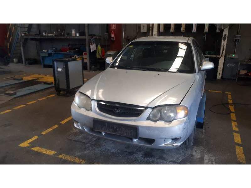 kia shuma ii del año 2001