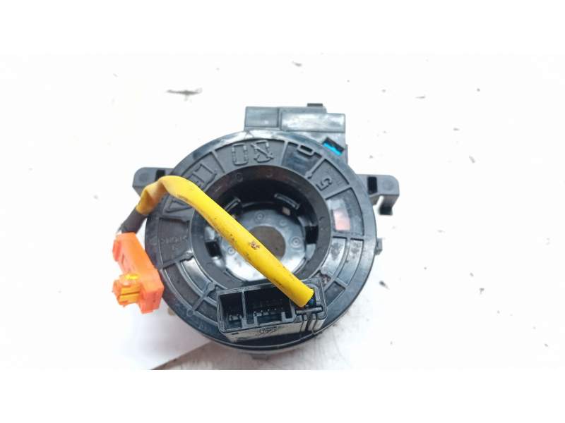 Recambio de anillo airbag para toyota yaris active referencia OEM IAM 8200070265  