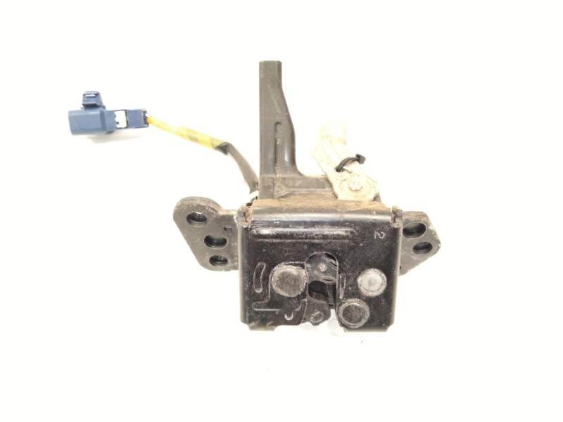 Recambio de cerradura maletero / porton para toyota yaris active referencia OEM IAM 6935002090  