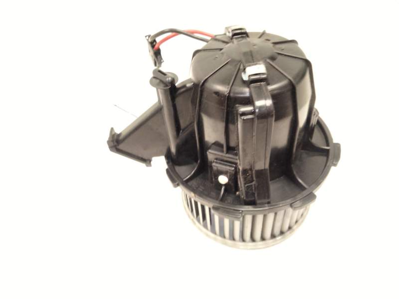 Recambio de motor calefaccion para audi q5 (8rb) 2.0 tdi quattro referencia OEM IAM 8K1820021C  
