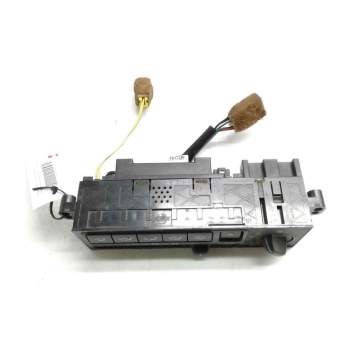 Recambio de mando calefaccion aire acondicionado para nissan primera berl./familiar (p10/w10) referencia OEM IAM D9908976902  