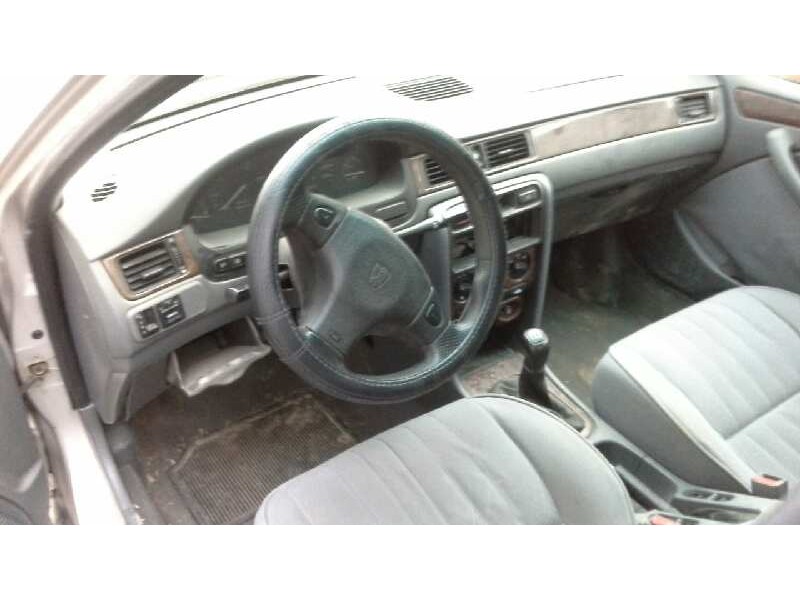 mg rover serie 400 (rt) del año 1999
