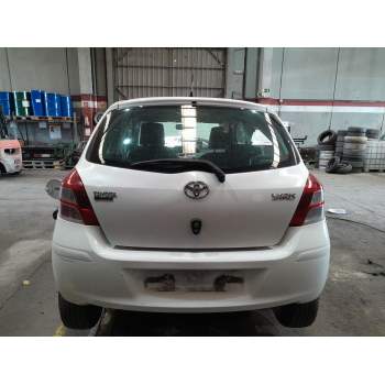 toyota yaris (_p9_) del año 2010