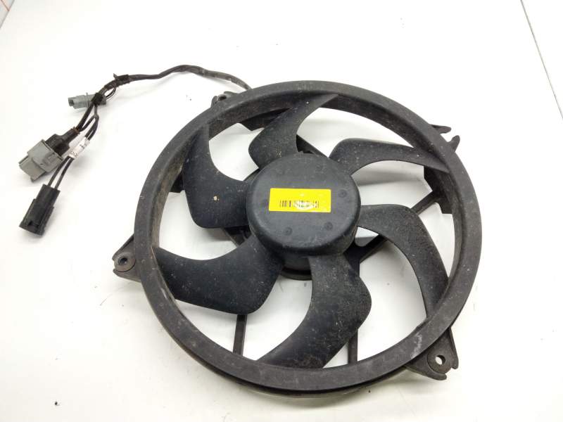Recambio de electroventilador para peugeot 407 (6d_) 1.6 hdi 110 (6d9hzc, 6d9hyc) referencia OEM IAM 1831856000  