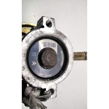 Recambio de bomba servodireccion para citroën xsara berlina 1.6 referencia OEM IAM 9632334880  