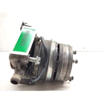 Recambio de bomba agua para iveco daily caja abierta 3.0 diesel cat referencia OEM IAM 504080032 CASCO 