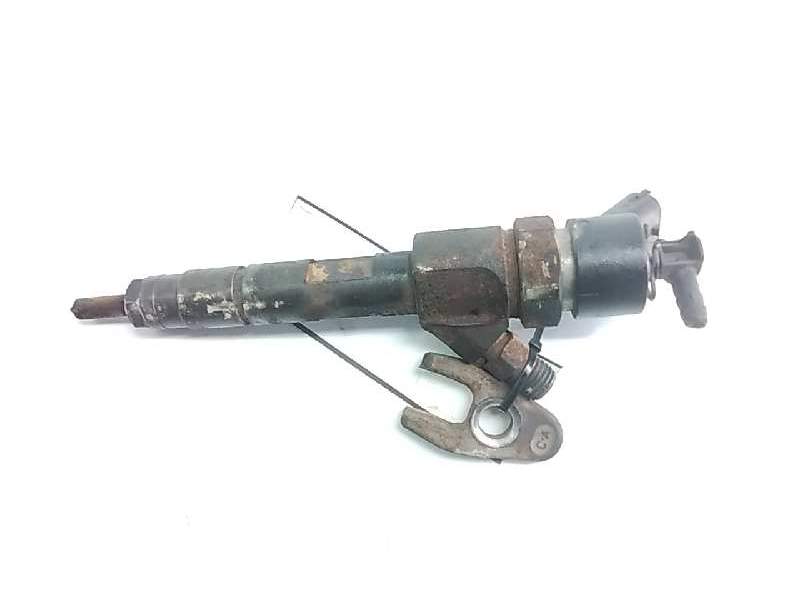 Recambio de inyector para opel vivaro 1.9 cdti cat (f9q-762) referencia OEM IAM 0445110146  