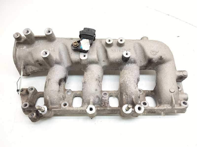 Recambio de colector admision para opel vectra c berlina 1.9 cdti referencia OEM IAM 55192747  