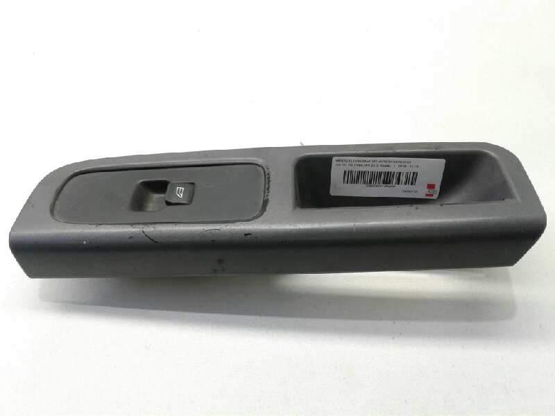 Recambio de mando elevalunas delantero derecho para volvo v50 familiar 2.0 d kinetic referencia OEM IAM 30658448  