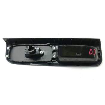 Recambio de mando elevalunas delantero derecho para volvo v50 familiar 2.0 d kinetic referencia OEM IAM 30658448  