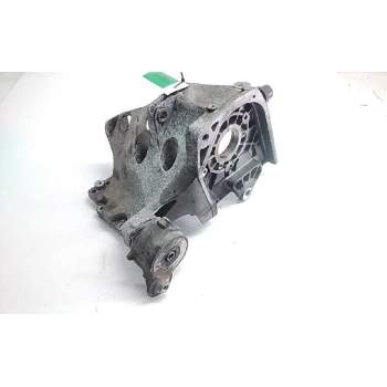 Recambio de soporte bomba inyeccion para opel vectra c berlina 1.9 cdti referencia OEM IAM 55187918  