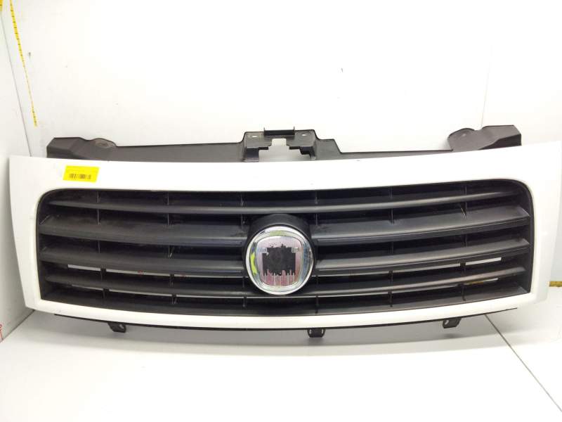 Recambio de rejilla delantera para fiat scudo furgoneta (270_, 272_) 1.6 d multijet referencia OEM IAM 1497652898  
