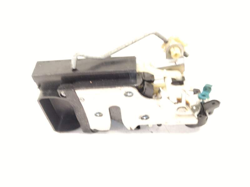 Recambio de cerradura puerta trasera derecha para chevrolet aveo / kalos hatchback (t200) 1.4 16v referencia OEM IAM 96260996  
