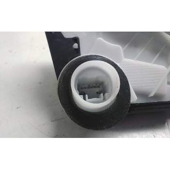 Recambio de cerradura puerta delantera derecha para toyota yaris hybrid feel referencia OEM IAM 690300D540  