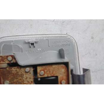 Recambio de luz interior para toyota yaris hybrid feel referencia OEM IAM 812600D070  