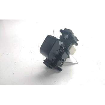 MANDO ELEVALUNAS DELANTERO DERECHO 8292Y77 
