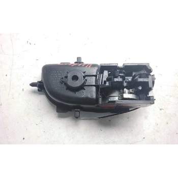 Recambio de maneta interior delantera izquierda para toyota yaris hybrid feel referencia OEM IAM 692060D450  