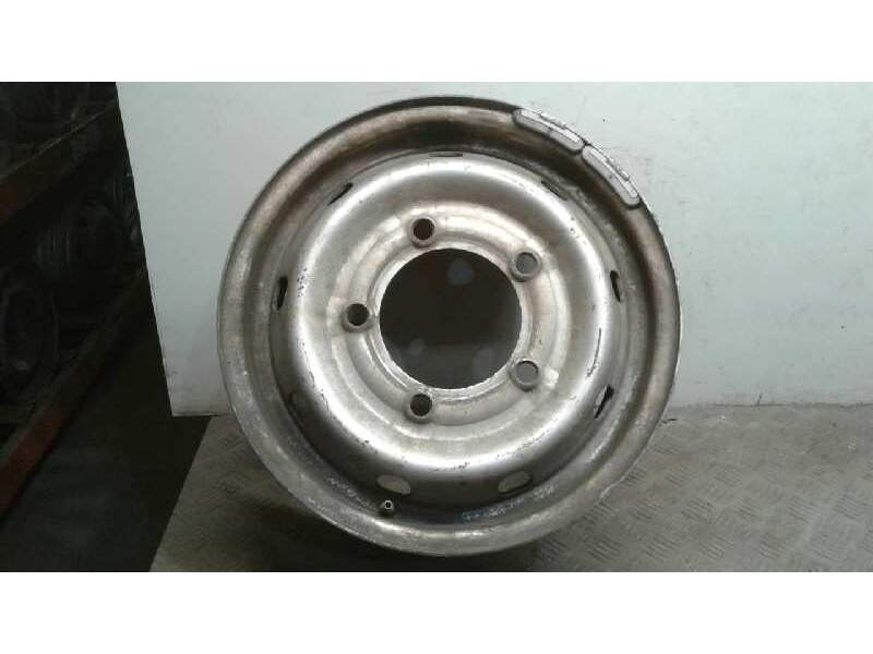 Recambio de llanta hierro para renault trafic combi (ab 4.01) referencia OEM IAM 15 5 TORNILLOS  