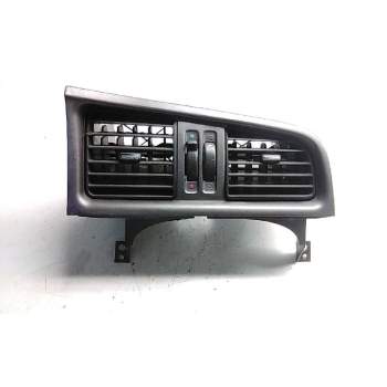 Recambio de aireador central para nissan primera berlina (p11) básico referencia OEM IAM 687502F900  