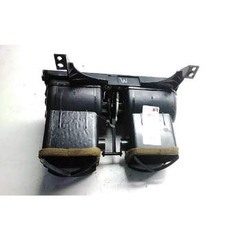 Recambio de aireador central para nissan primera berlina (p11) básico referencia OEM IAM 687502F900  
