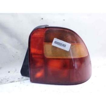 PILOTO TRASERO DERECHO F00A026102 